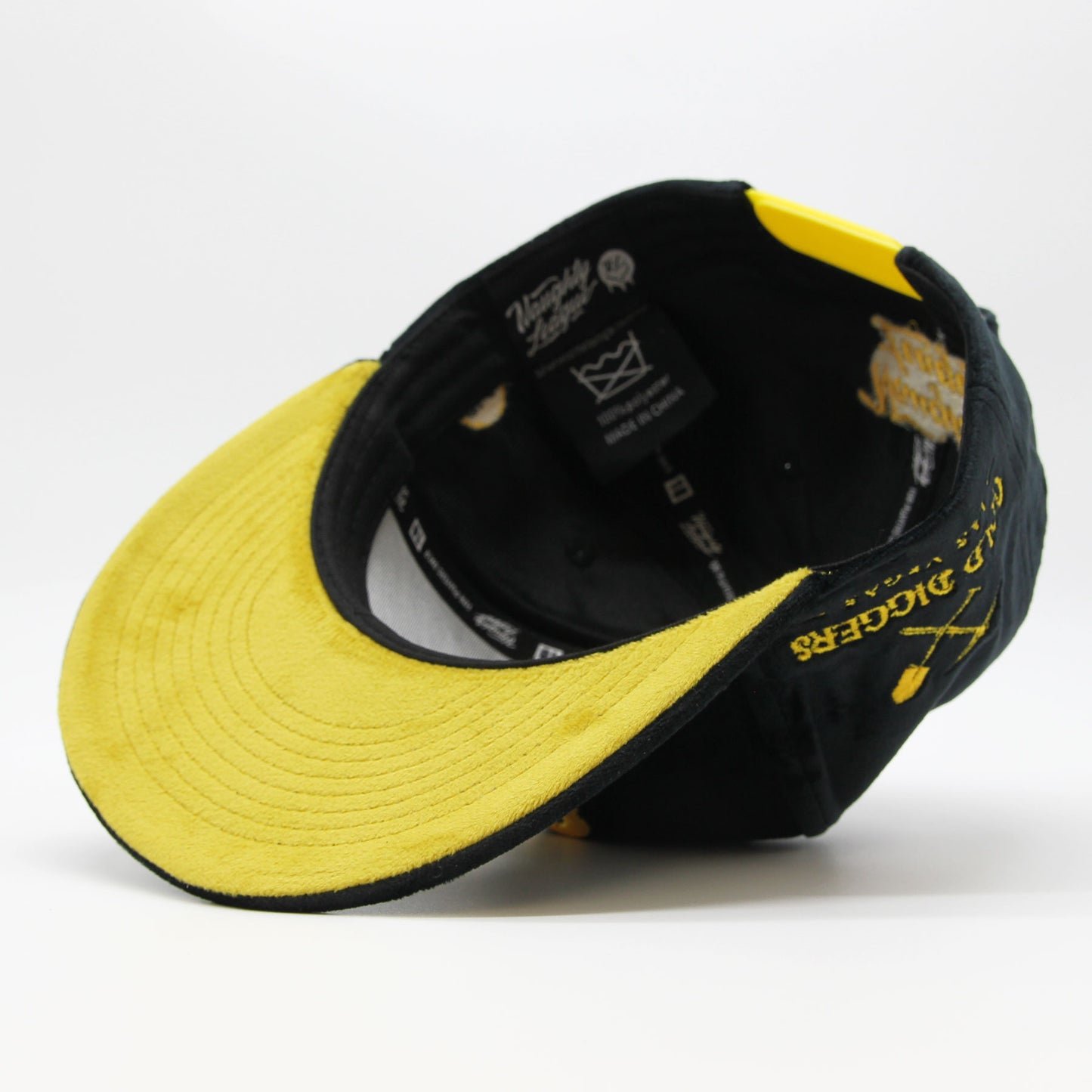 Naughty League Las Vegas Gold Diggers snapback velvet black/gold