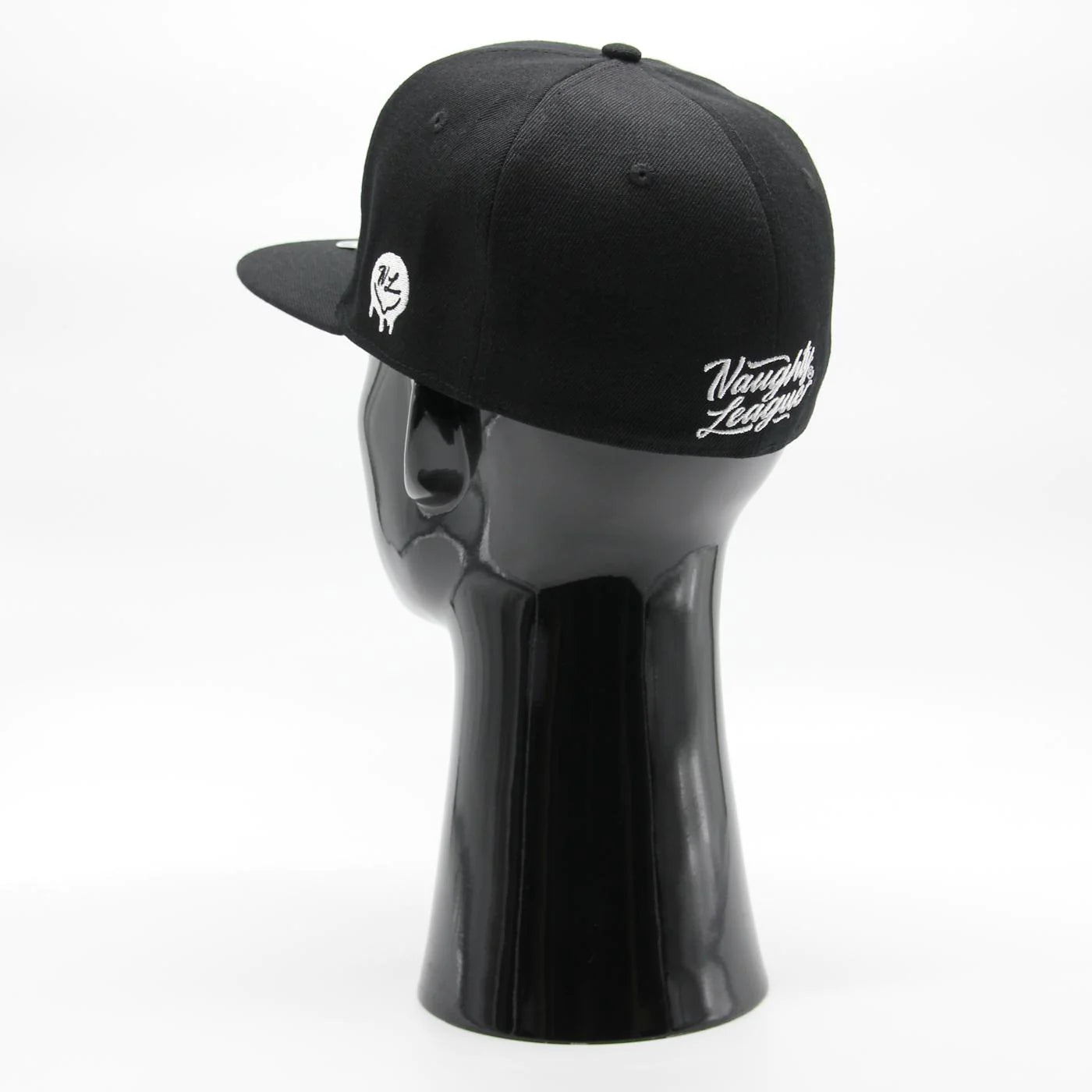 Icon Basic Fitted Black/White