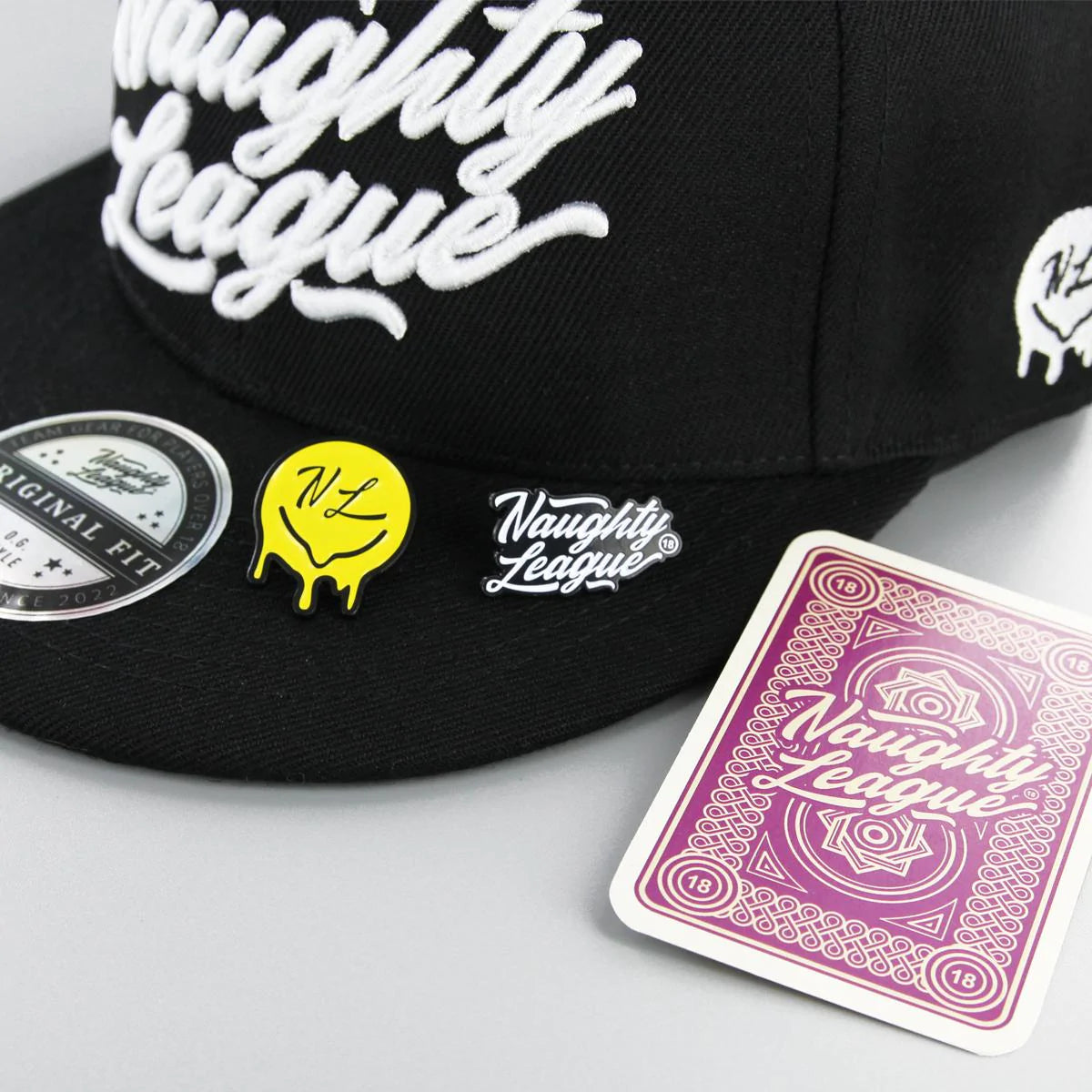 Branded Fitted Cap Black/White