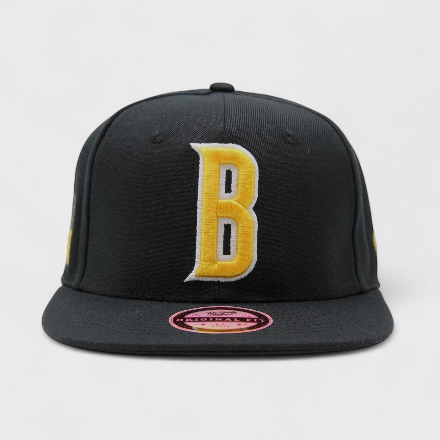 Texas Beaver Hunters Letter Logo Fitted Black/Yellow