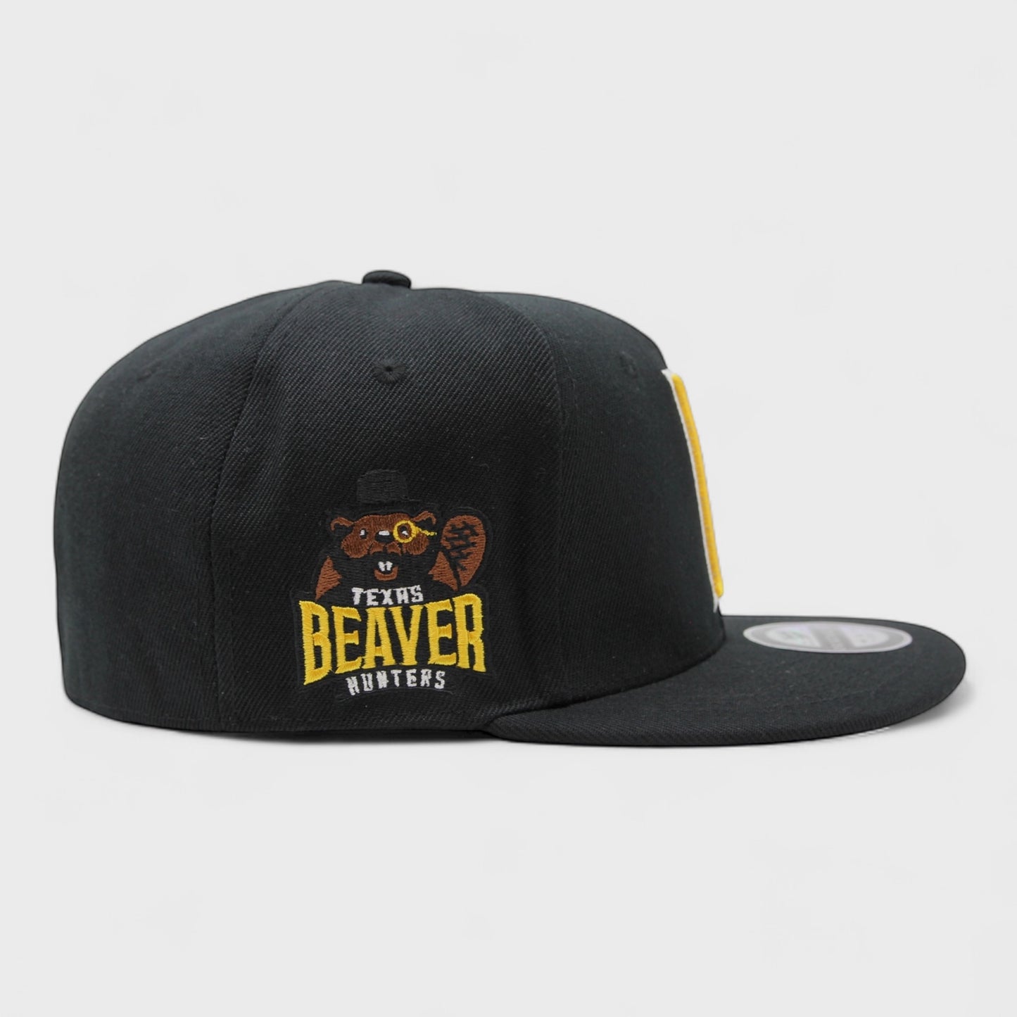 Texas Beaver Hunters Letter Logo Fitted Black/Yellow