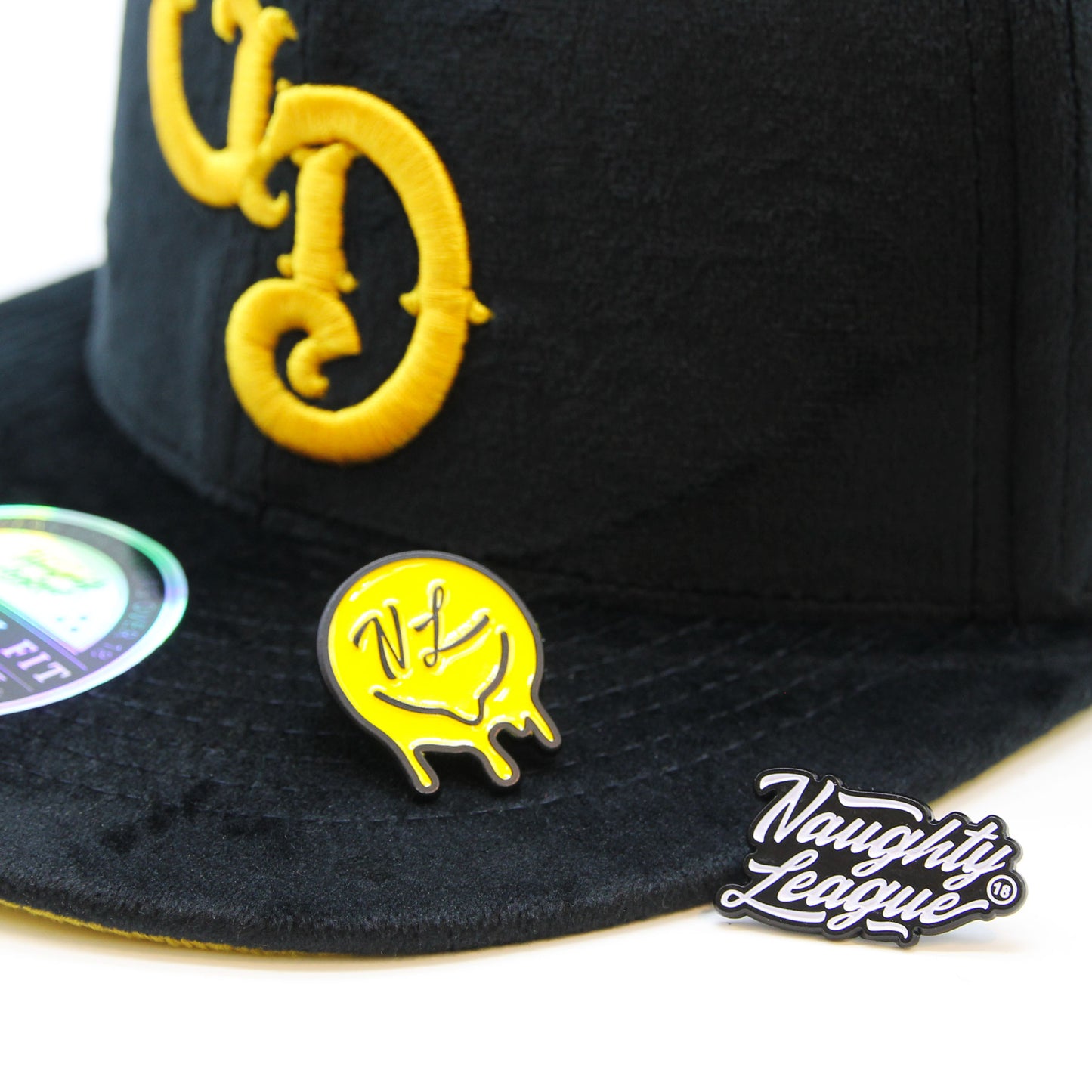 Naughty League Las Vegas Gold Diggers fitted velvet black/gold